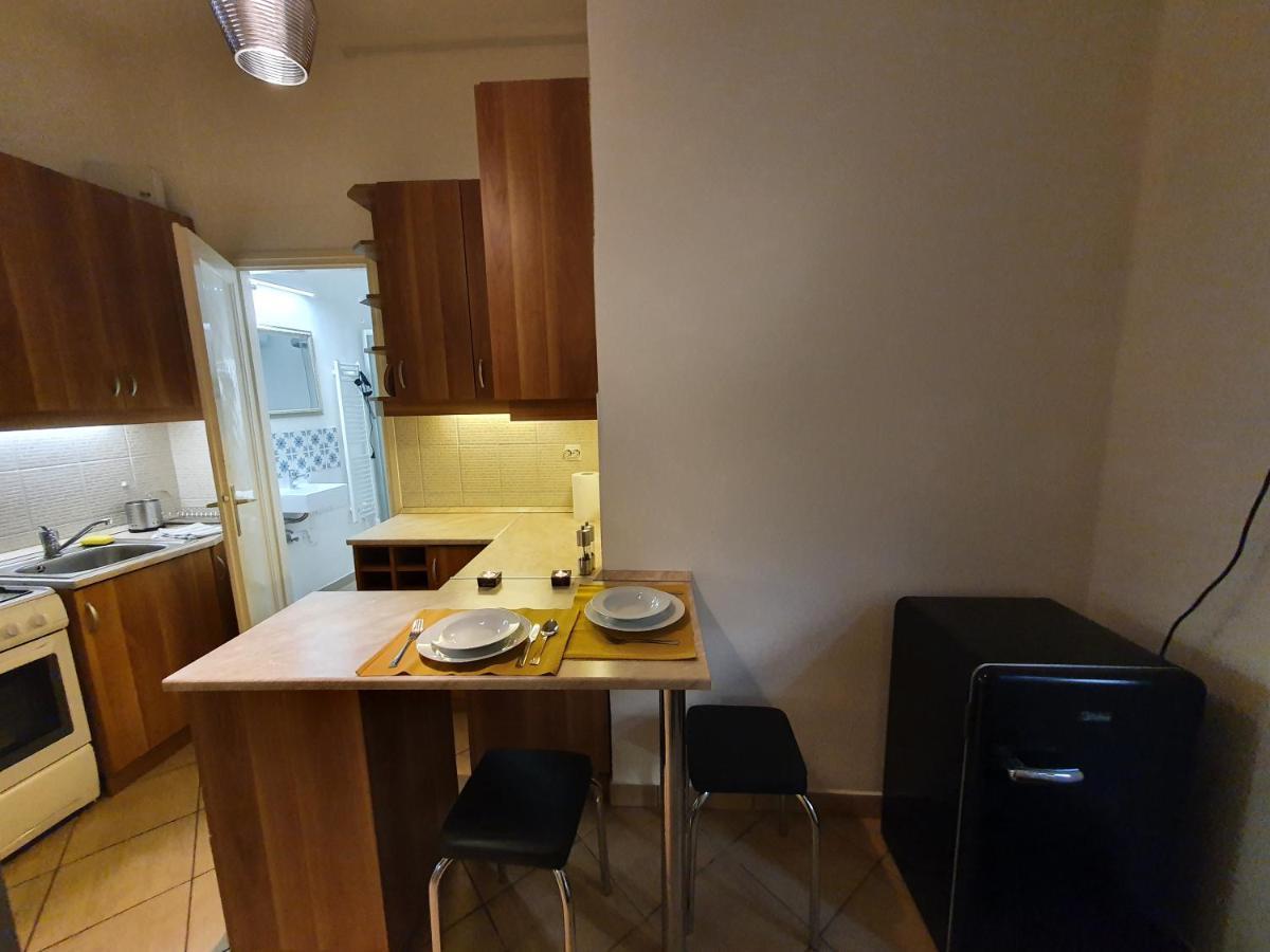 Boesix Apartman Budapest Exterior foto
