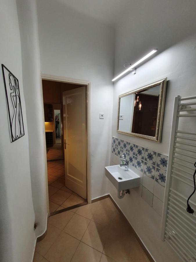 Boesix Apartman Budapest Exterior foto